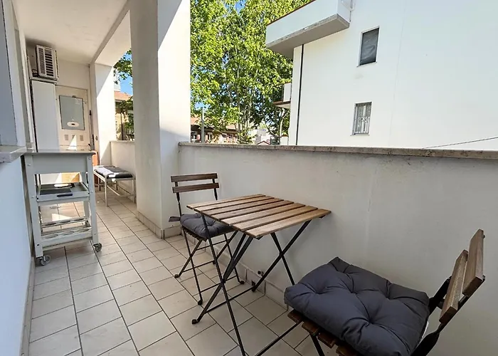 شقة Bilocale Centralissimo A Due Passi Dal Mare - Cn023 *