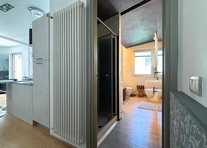 Bilocale Centralissimo A Due Passi Dal Mare - Cn023